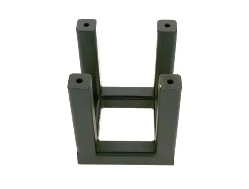 BOSCH Halter aus Metall mit vier senkrechten Stützen und einer offenen Mittelöffnung, zur Befestigung oder Unterstützung von Geräten.
